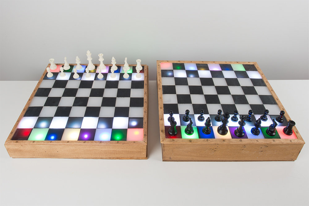 Arduino moves chess pieces using AI