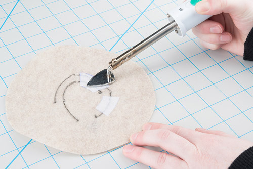 ETextiles: Sewing Machines and Conductive Thread - Instructables