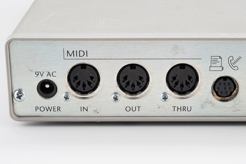 multiple midi modules must use a midi patchbay