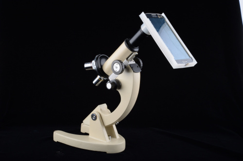 microscope rigged for photography