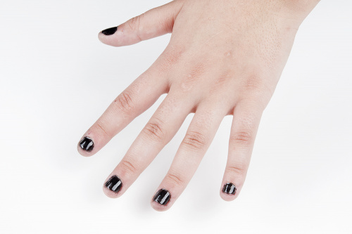 Black nail polish UV LED cured