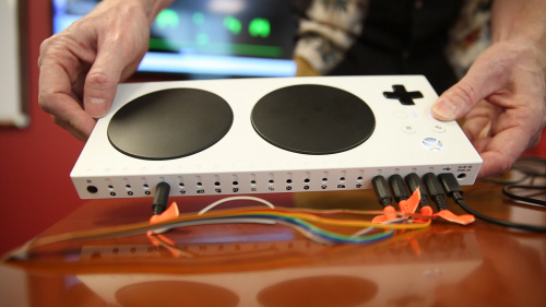 Xbox adaptive Controller in hand