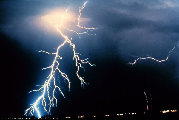 Public domain NOAA lightning picture