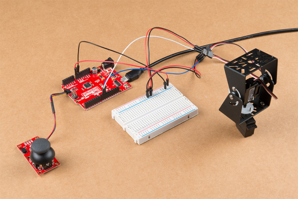 Photo of full circuit with Qwiic Joystick, RedBoard Qwiic and Pan/Tilt Bracket