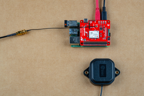 Raspberry Pi -, ZED-F9R pHAT, and GNSS Antenna Orientation