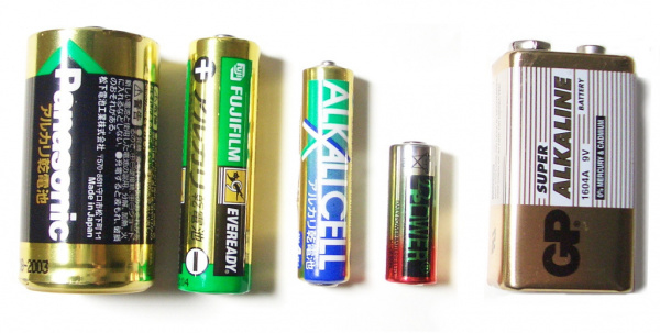 Alkaline batteries