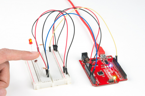 Tinker Kit Circuit 3 Photoresistor