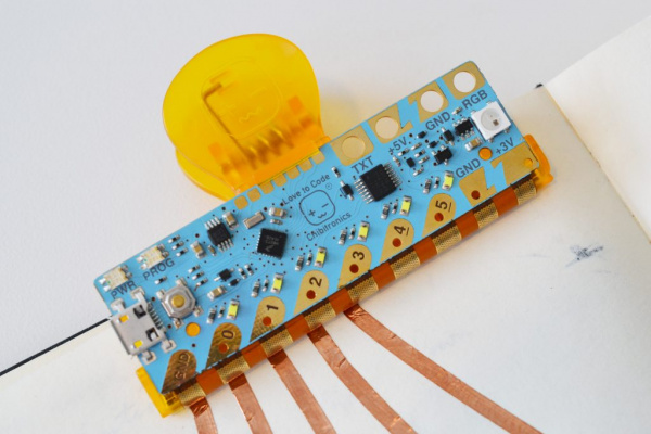 Attaching/Detaching Chibi Chip and Clip To/From Circuit