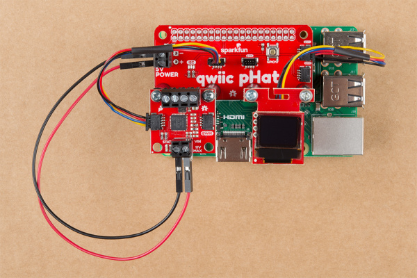 qwiic Motor Driver and microOLED Mounted on the raspbery Pi's pHAT v2.0